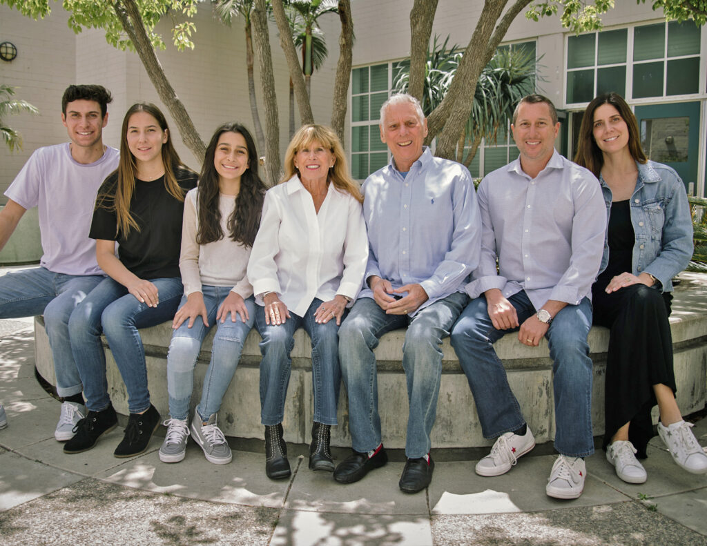 1_myron_arlene_lieberman_family_photo_web